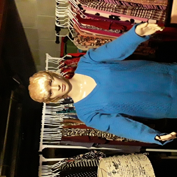 Classic Blue Sweater - Picture 1 of 2